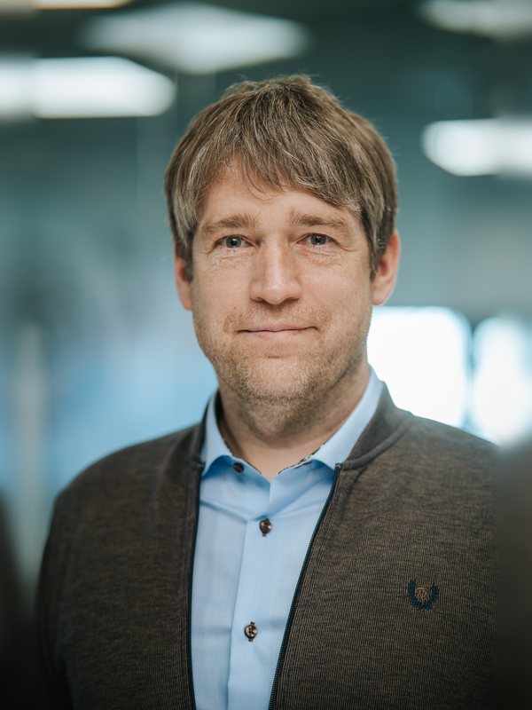 Kaitis Väär
